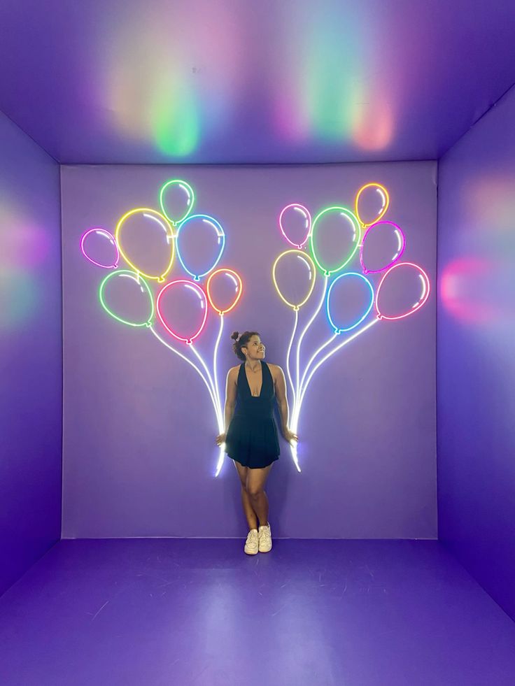 Balloon Bunch LED Neon sign by LEDNeons -  featuring a glowing cluster of colorful balloons, adding a festive and playful vibe to the space.